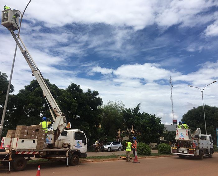 Luci a LED nun causarànu l'inquinamentu Ambientali dannanziunatu giappunisi s...